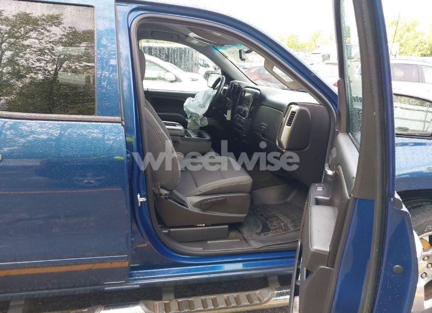 Photo 5 of 2016 Chevrolet Silverado 1500 LT (VIN 1GCVKREH5GZ124516)