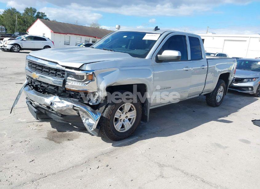 Photo 2 of 2016 Chevrolet Silverado 1500 1LT (VIN 1GCVKREH5GZ366769)