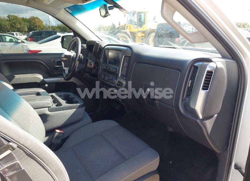 Photo 5 of 2016 Chevrolet Silverado 1500 1LT (VIN 1GCVKREH5GZ366769)