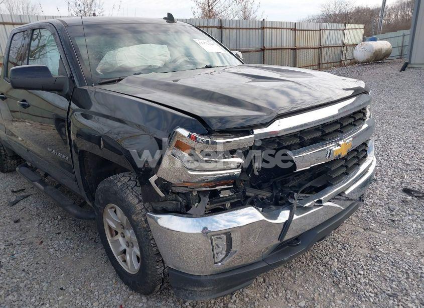 Photo 6 of 2017 Chevrolet Silverado 1500 1LT (VIN 1GCVKREH5HZ363551)