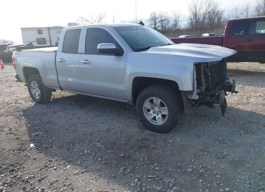 2018 Chevrolet Silverado 1500 1LT (VIN 1GCVKREH5JZ312038) main photo