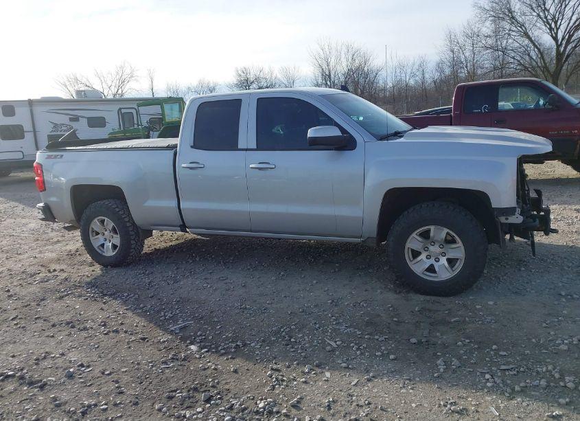 Photo 13 of 2018 Chevrolet Silverado 1500 1LT (VIN 1GCVKREH5JZ312038)