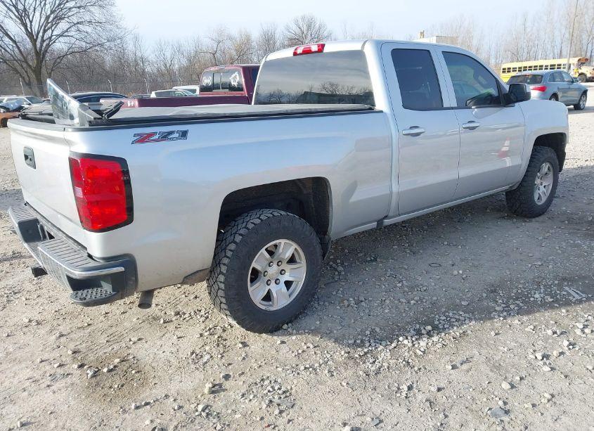 Photo 4 of 2018 Chevrolet Silverado 1500 1LT (VIN 1GCVKREH5JZ312038)