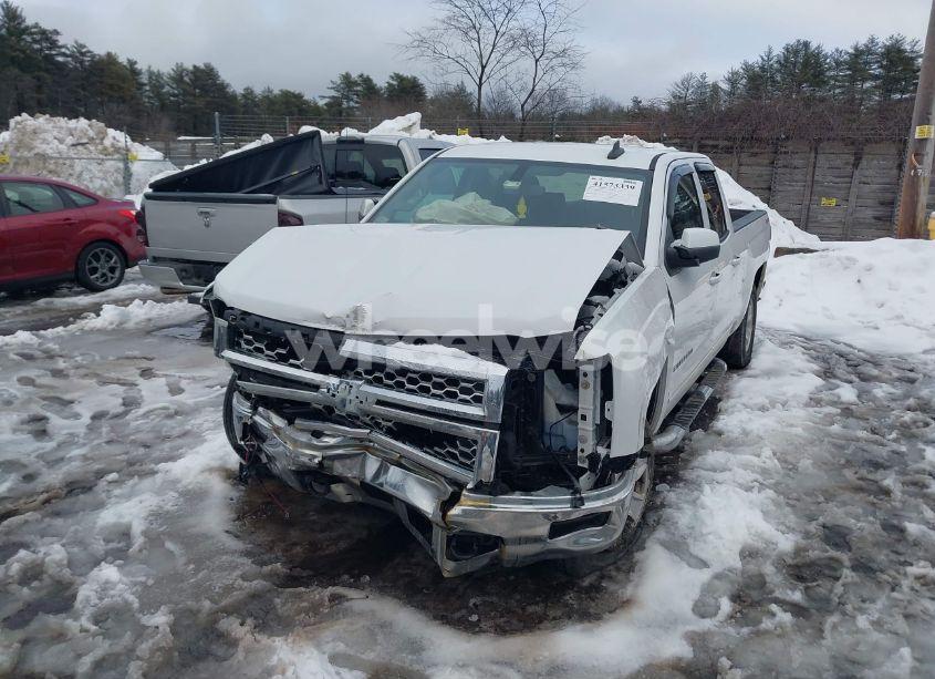 Photo 2 of 2015 Chevrolet Silverado 1500 1LT (VIN 1GCVKREH6FZ190586)