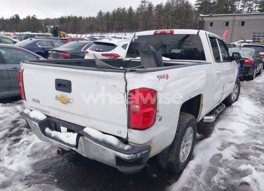 Photo 4 of 2015 Chevrolet Silverado 1500 1LT (VIN 1GCVKREH6FZ190586)