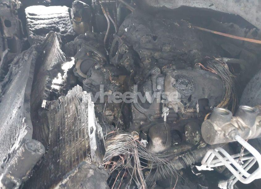 Photo 10 of 2015 Chevrolet Silverado 1500 1LT (VIN 1GCVKREH6FZ284239)