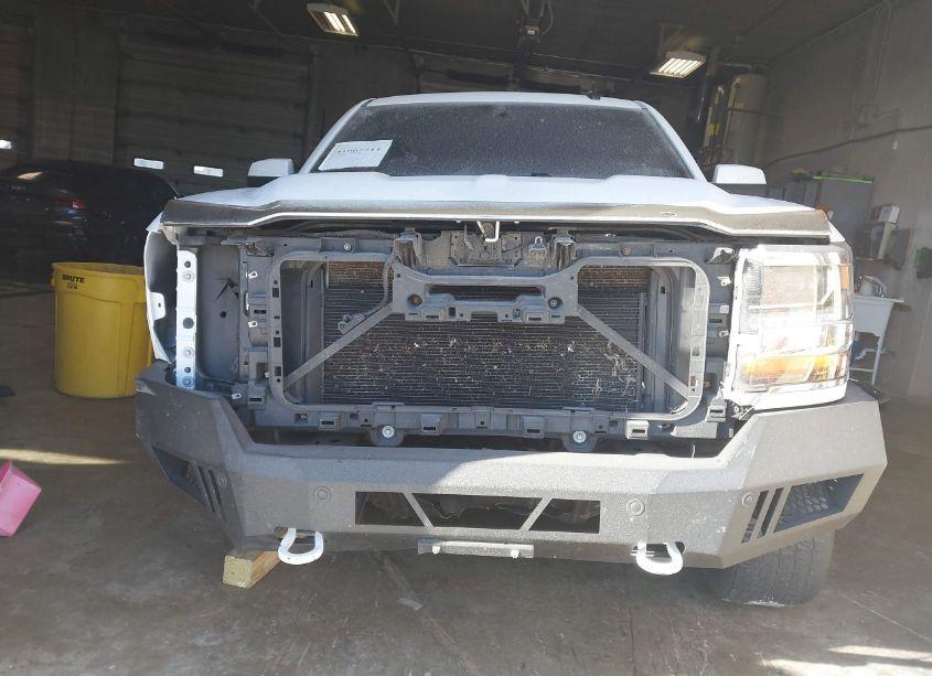 Photo 13 of 2016 Chevrolet Silverado 1500 1LT (VIN 1GCVKREH6GZ111631)