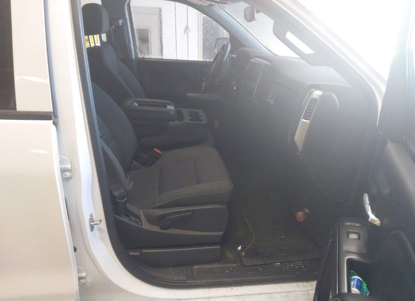 Photo 5 of 2016 Chevrolet Silverado 1500 1LT (VIN 1GCVKREH6GZ111631)