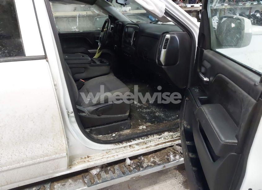 Photo 5 of 2016 Chevrolet Silverado 1500 1LT (VIN 1GCVKREH6GZ231896)