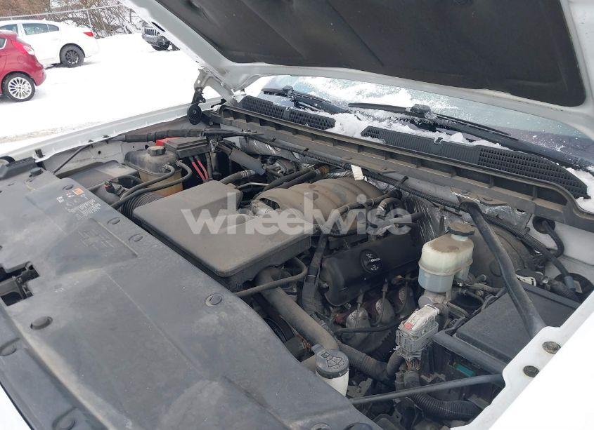 Photo 10 of 2016 Chevrolet Silverado 1500 2LT (VIN 1GCVKREH6GZ282833)