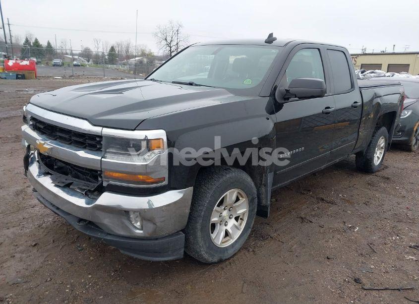 Photo 2 of 2017 Chevrolet Silverado 1500 1LT (VIN 1GCVKREH6HZ140208)