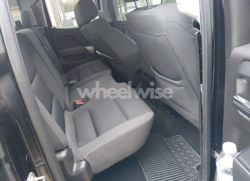 Photo 8 of 2018 Chevrolet Silverado 1500 1LT (VIN 1GCVKREH6JZ189821)