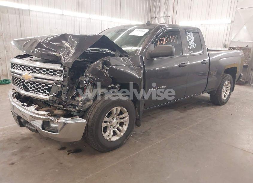 Photo 2 of 2014 Chevrolet Silverado 1500 1LT (VIN 1GCVKREH7EZ297239)