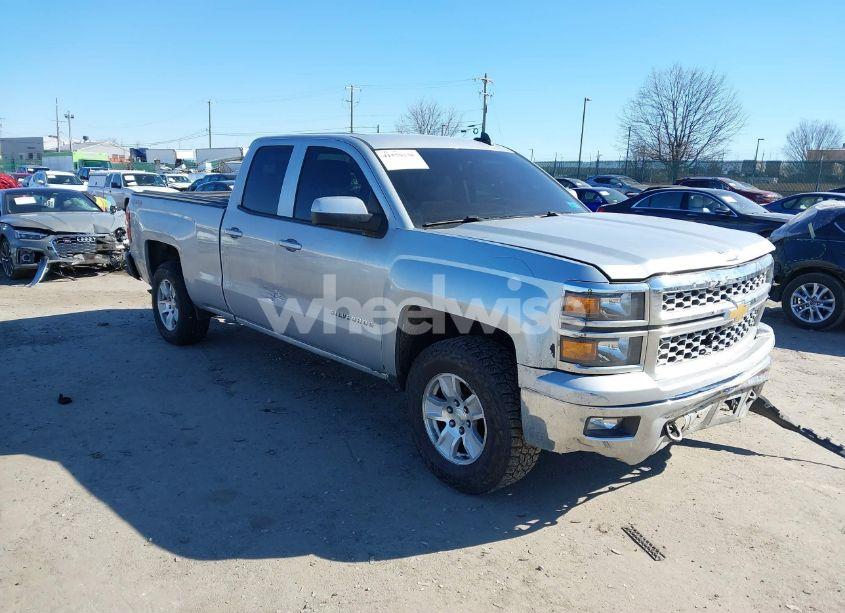 2015 Chevrolet Silverado 1500 1LT (VIN 1GCVKREH7FZ225944) main photo