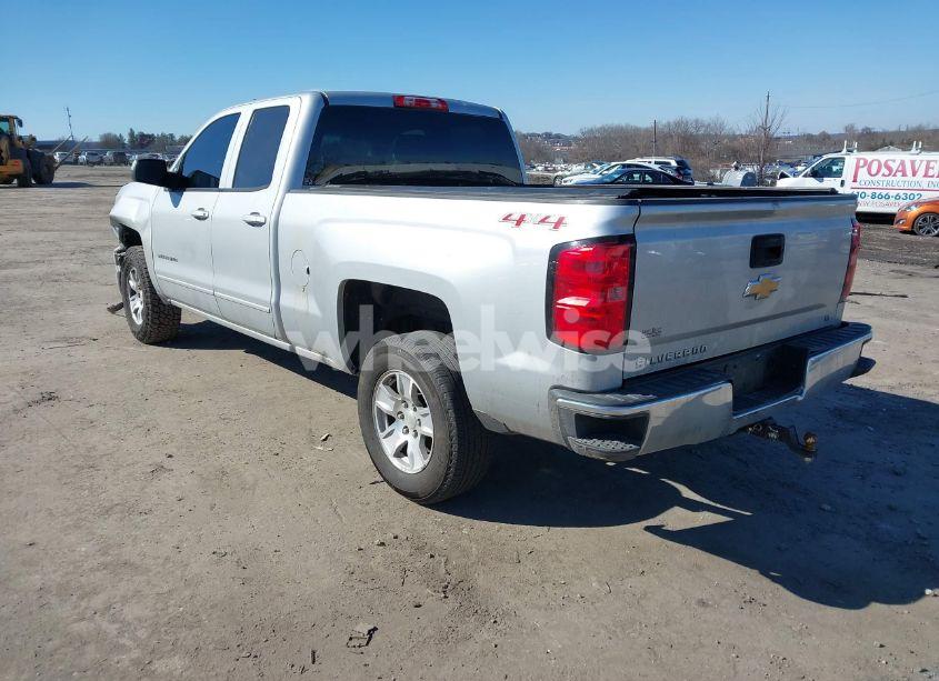 Photo 3 of 2015 Chevrolet Silverado 1500 1LT (VIN 1GCVKREH7FZ225944)