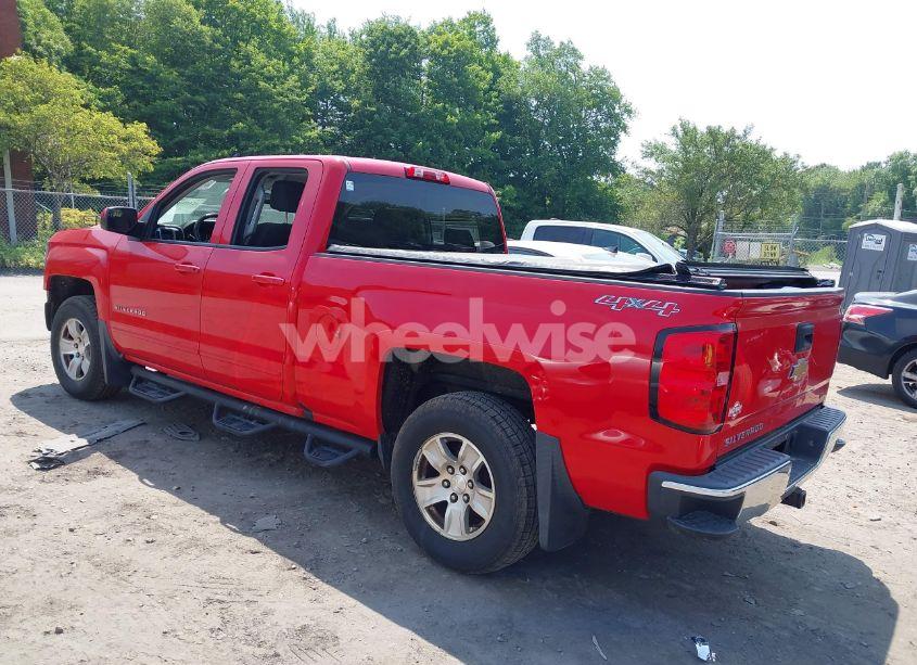 Photo 3 of 2016 Chevrolet Silverado 1500 LT (VIN 1GCVKREH7GZ364666)