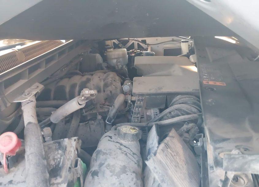 Photo 10 of 2018 Chevrolet Silverado 1500 1LT (VIN 1GCVKREH7JZ172977)