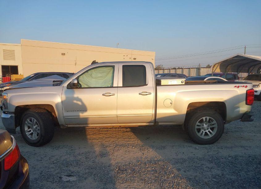 Photo 14 of 2018 Chevrolet Silverado 1500 1LT (VIN 1GCVKREH7JZ172977)