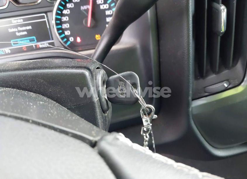 Photo 11 of 2018 Chevrolet Silverado 1500 1LT (VIN 1GCVKREH7JZ272223)