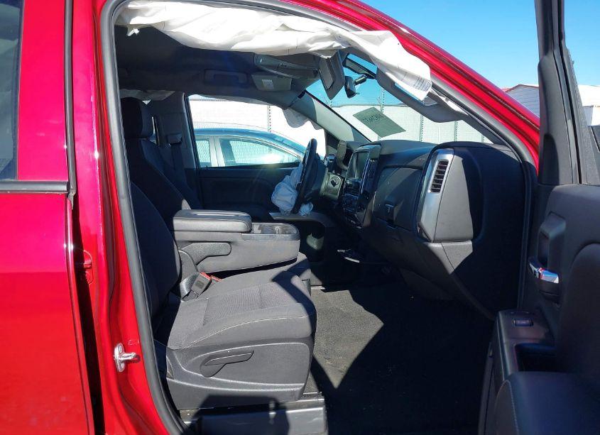 Photo 5 of 2018 Chevrolet Silverado 1500 1LT (VIN 1GCVKREH7JZ331870)