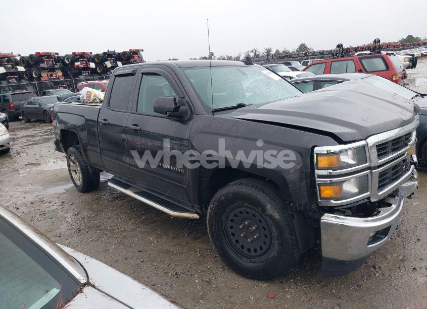 Photo 13 of 2015 Chevrolet Silverado 1500 2LT (VIN 1GCVKREH8FZ169402)
