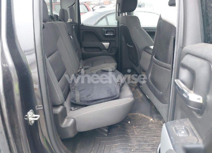 Photo 8 of 2015 Chevrolet Silverado 1500 2LT (VIN 1GCVKREH8FZ169402)