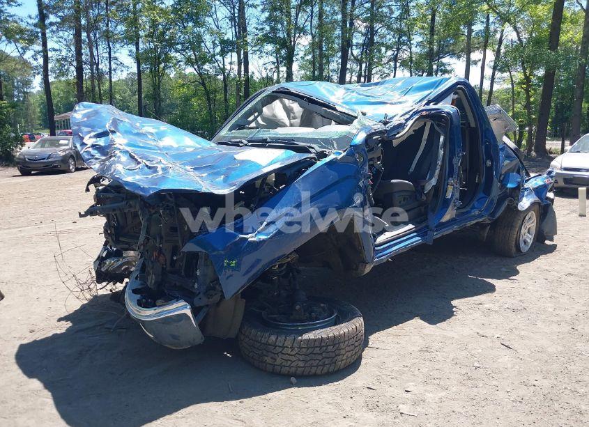 Photo 2 of 2015 Chevrolet Silverado 1500 2LT (VIN 1GCVKREH8FZ424274)