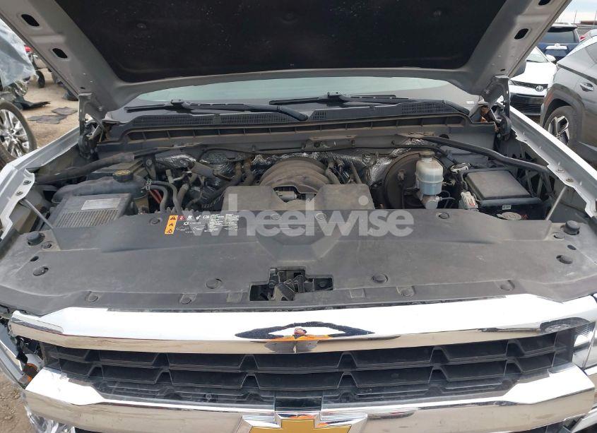 Photo 10 of 2018 Chevrolet Silverado 1500 1LT (VIN 1GCVKREH8JZ267659)