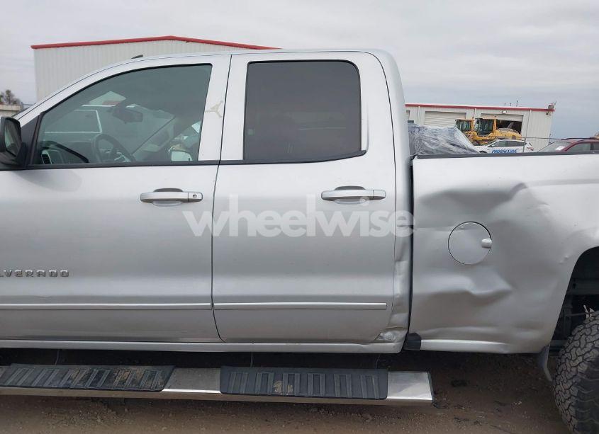 Photo 15 of 2018 Chevrolet Silverado 1500 1LT (VIN 1GCVKREH8JZ267659)