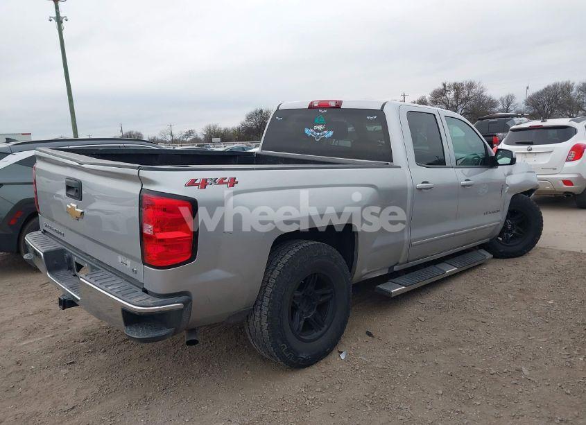 Photo 4 of 2018 Chevrolet Silverado 1500 1LT (VIN 1GCVKREH8JZ267659)