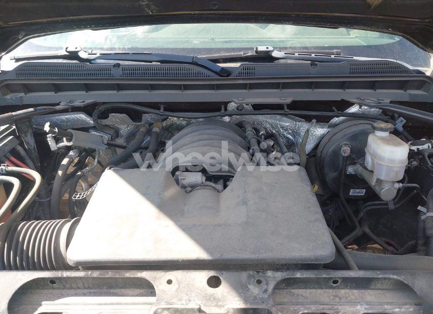 Photo 10 of 2018 Chevrolet Silverado 1500 1LT (VIN 1GCVKREH8JZ297373)