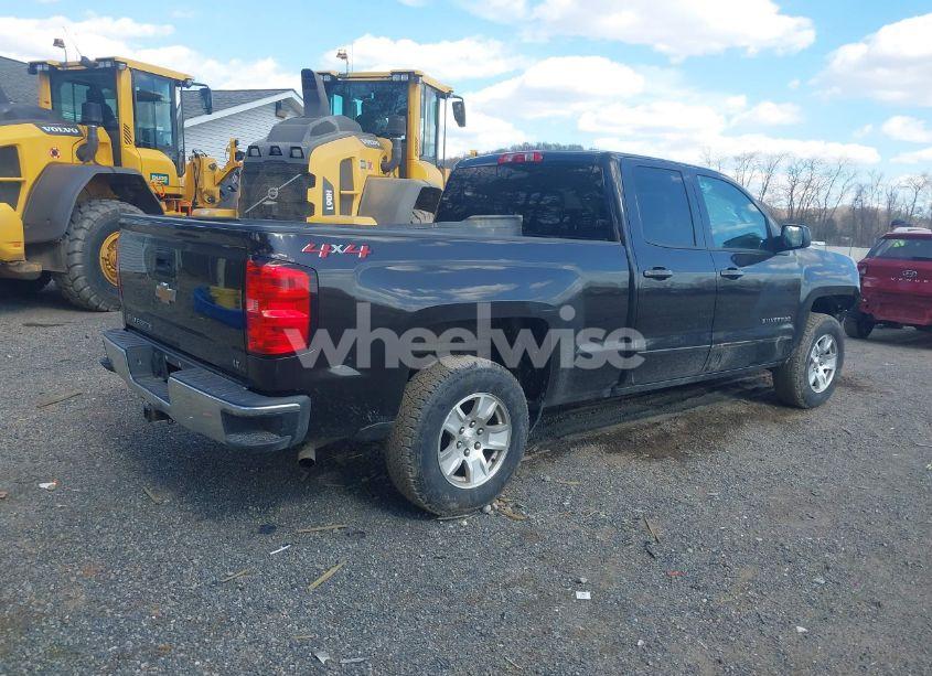 Photo 4 of 2018 Chevrolet Silverado 1500 1LT (VIN 1GCVKREH8JZ297373)