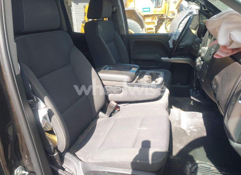 Photo 5 of 2018 Chevrolet Silverado 1500 1LT (VIN 1GCVKREH8JZ297373)