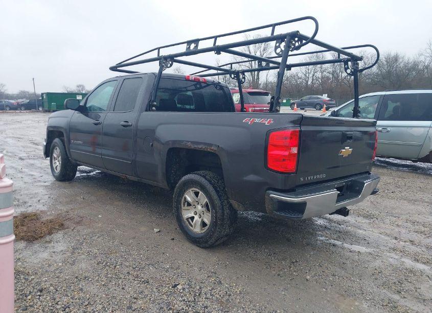 Photo 3 of 2015 Chevrolet Silverado 1500 1LT (VIN 1GCVKREH9FZ204853)