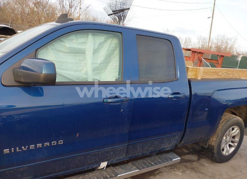 Photo 13 of 2017 Chevrolet Silverado 1500 1LT (VIN 1GCVKREH9HZ137190)