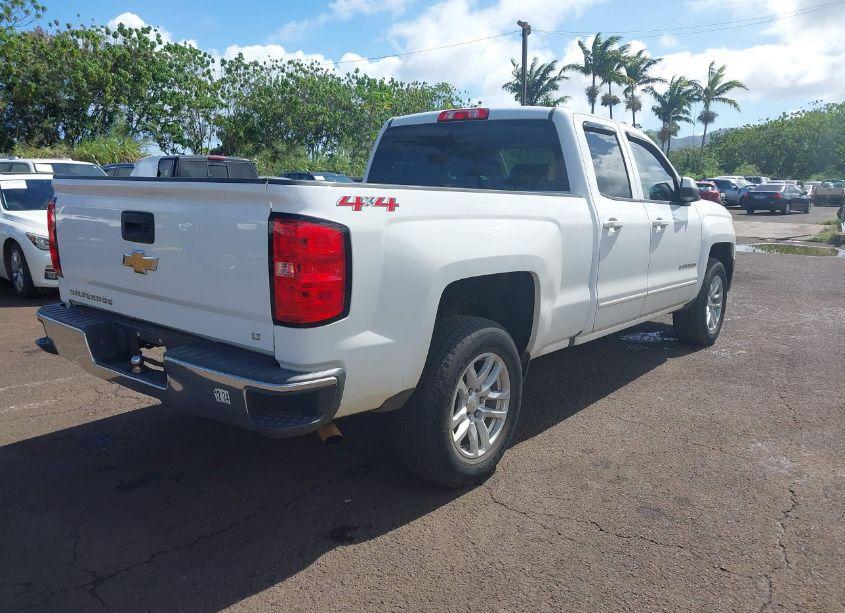Photo 4 of 2018 Chevrolet Silverado 1500 1LT (VIN 1GCVKREH9JZ173192)