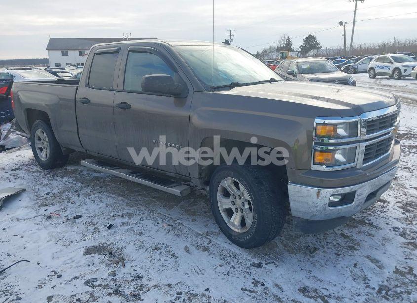 2014 Chevrolet Silverado 1500 2LT (VIN 1GCVKREHXEZ305642) main photo