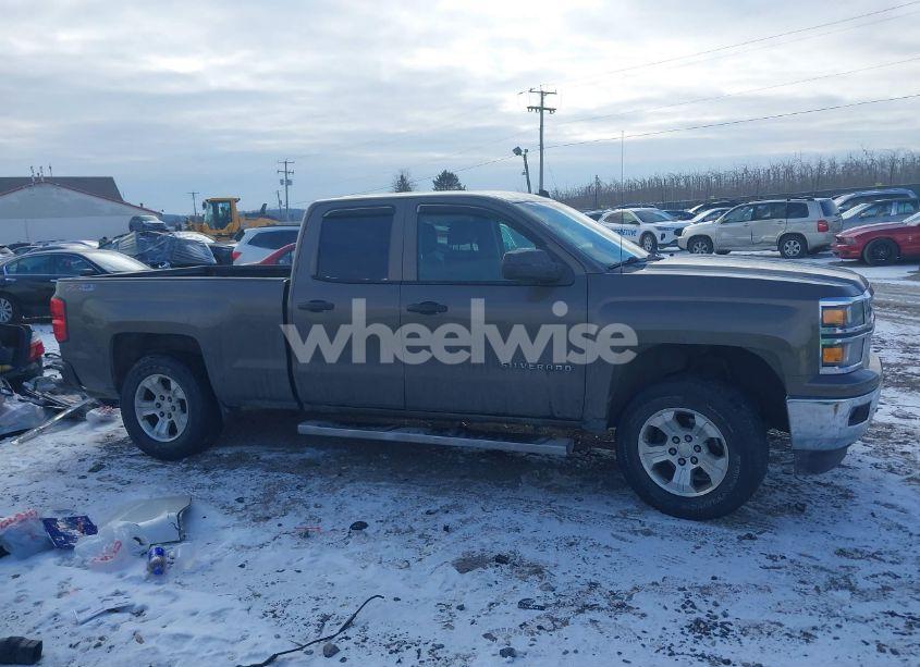 Photo 13 of 2014 Chevrolet Silverado 1500 2LT (VIN 1GCVKREHXEZ305642)