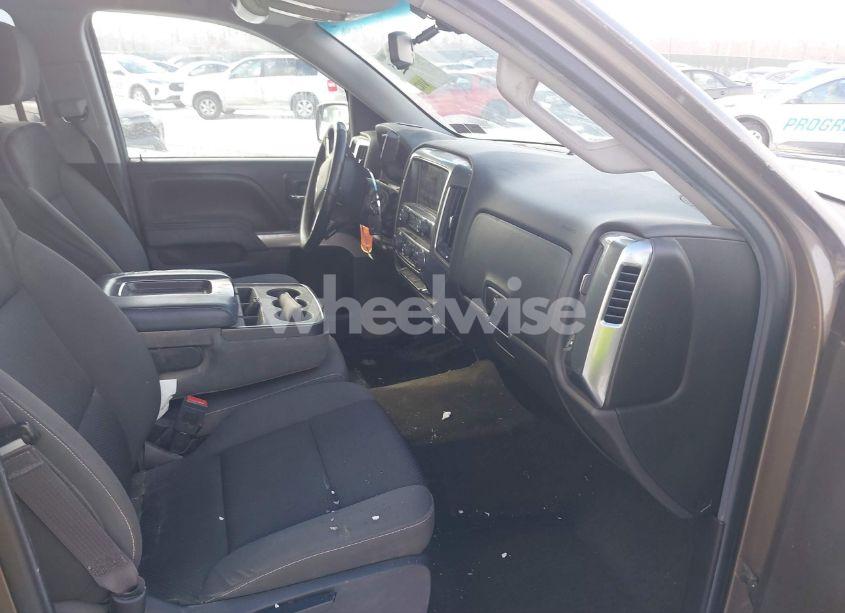 Photo 5 of 2014 Chevrolet Silverado 1500 2LT (VIN 1GCVKREHXEZ305642)