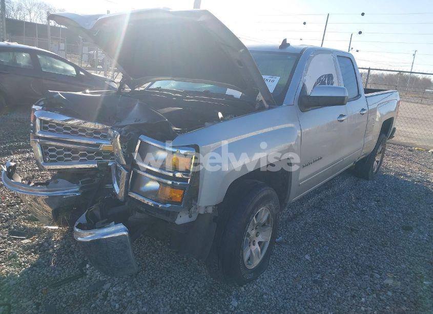 Photo 2 of 2015 Chevrolet Silverado 1500 1LT (VIN 1GCVKREHXFZ271753)