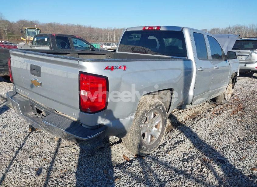 Photo 4 of 2015 Chevrolet Silverado 1500 1LT (VIN 1GCVKREHXFZ271753)
