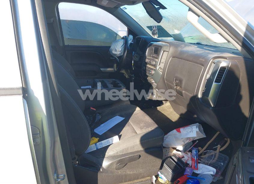 Photo 5 of 2015 Chevrolet Silverado 1500 1LT (VIN 1GCVKREHXFZ271753)