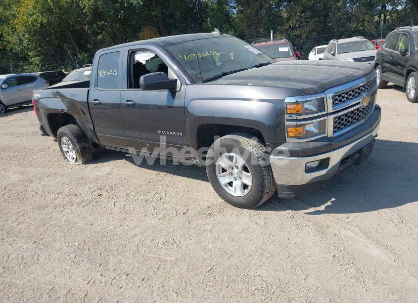 2015 Chevrolet Silverado 1500 1LT (VIN 1GCVKREHXFZ430898) main photo