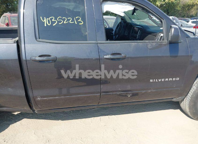 Photo 13 of 2015 Chevrolet Silverado 1500 1LT (VIN 1GCVKREHXFZ430898)