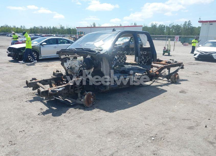 Photo 2 of 2014 Chevrolet Silverado 1500 (VIN 1GCVKSEC1EZ214688)