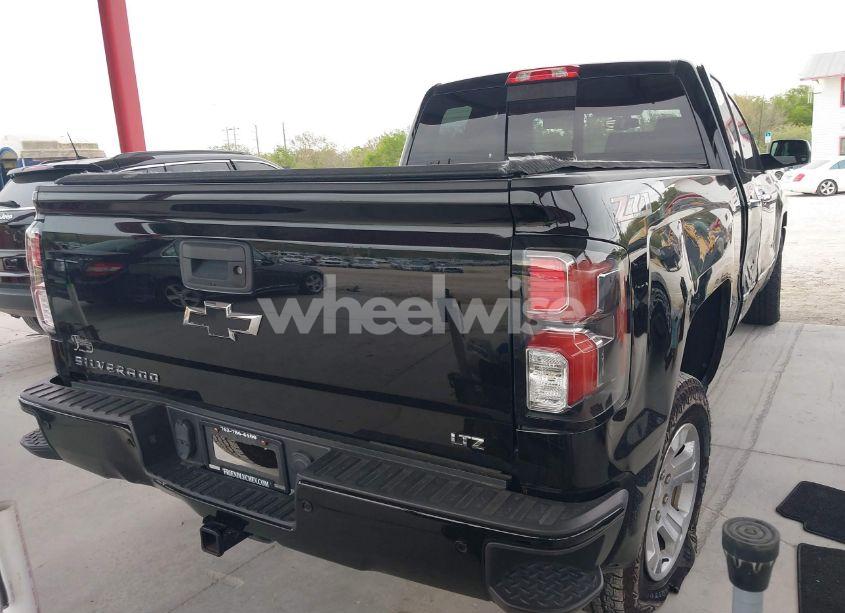 Photo 4 of 2018 Chevrolet Silverado 1500 2LZ (VIN 1GCVKSEC1JZ133409)