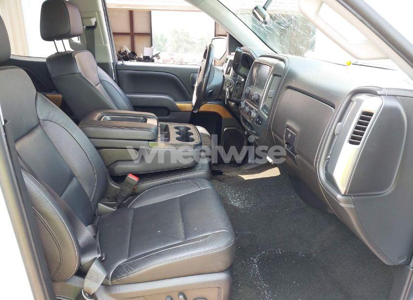 Photo 5 of 2018 Chevrolet Silverado 1500 1LZ (VIN 1GCVKSEC1JZ204723)