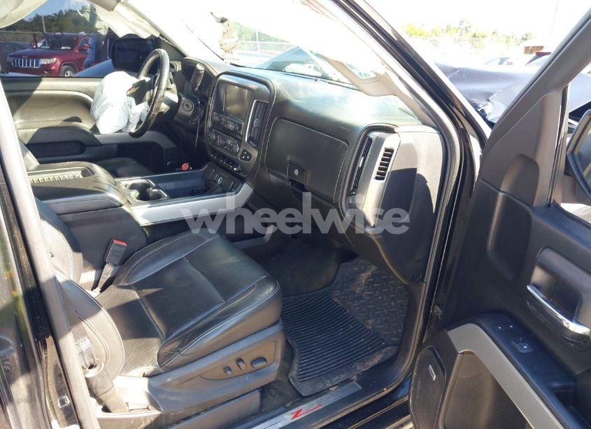 Photo 5 of 2018 Chevrolet Silverado 1500 2LZ (VIN 1GCVKSEC5JZ143845)