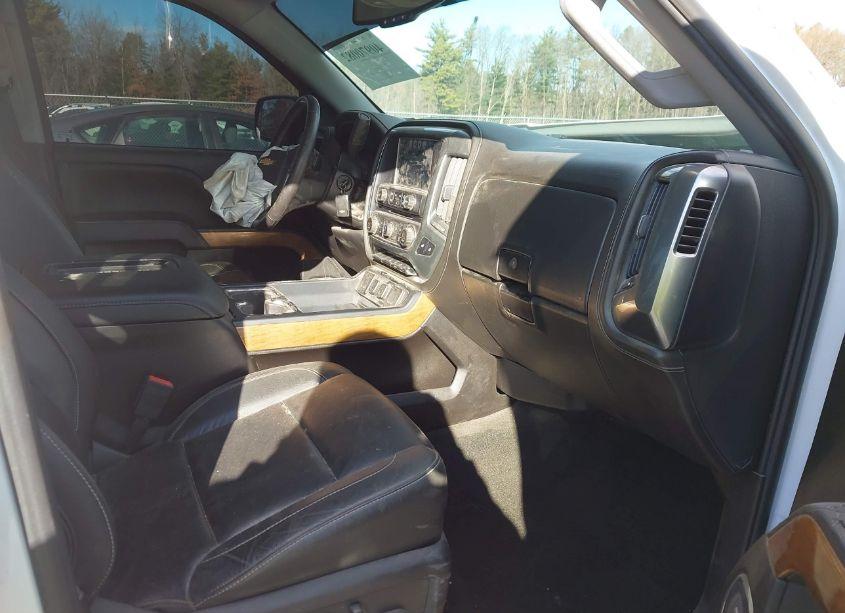 Photo 5 of 2018 Chevrolet Silverado 1500 1LZ (VIN 1GCVKSEC5JZ285225)