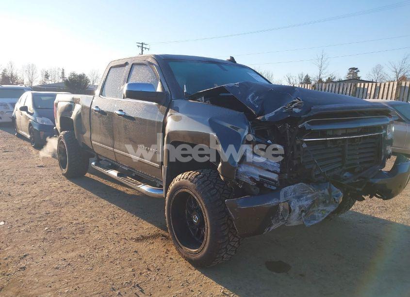 2017 Chevrolet Silverado 1500 2LZ (VIN 1GCVKSEC8HZ173772) main photo